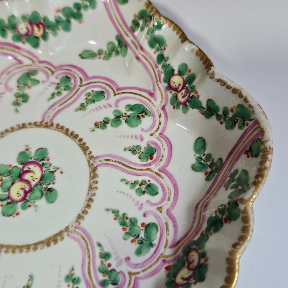 Rare 18thc Worcester Hexagonal Teapot Stand View III