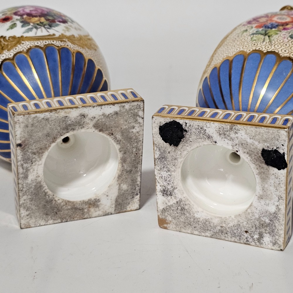 Stunning Pair of Regency Derby Style Hand-Painted Porcelain Vases, c.1810–1825 View V