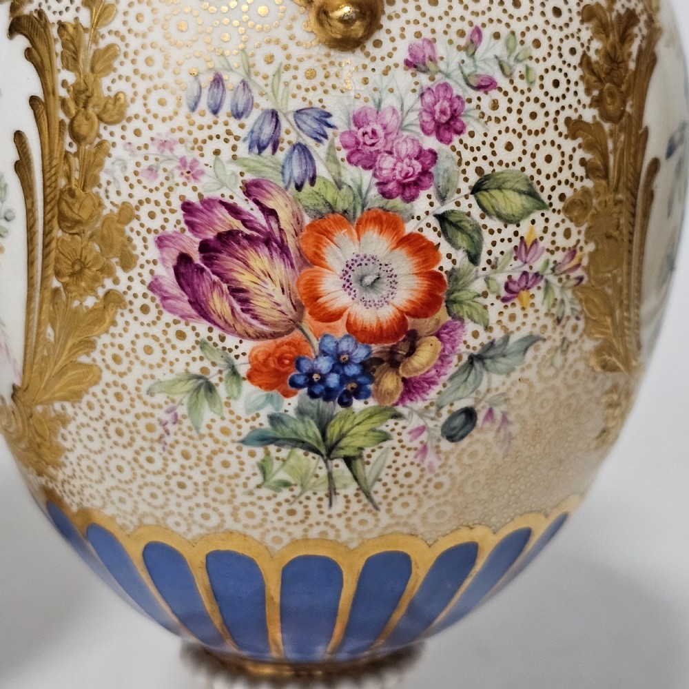 Stunning Pair of Regency Derby Style Hand-Painted Porcelain Vases, c.1810–1825 View VI
