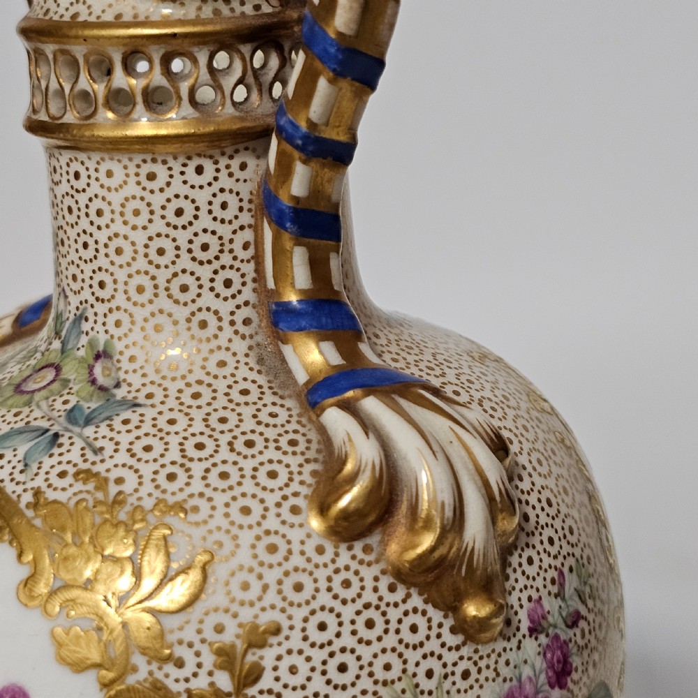 Stunning Pair of Regency Derby Style Hand-Painted Porcelain Vases, c.1810–1825 View VII