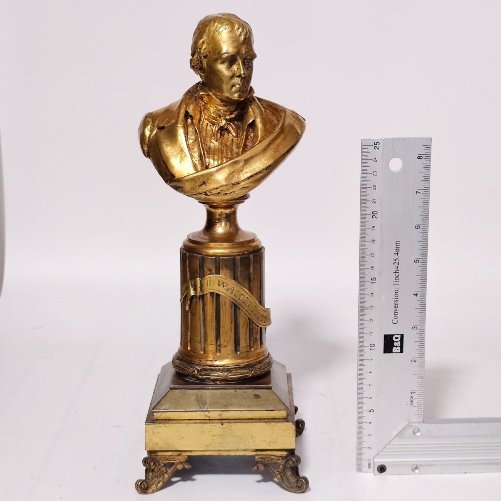 Fine 19thc 34cm Gilt Bronze Bust of Sir Walter Scott on Fluted Bronze Column  View XV