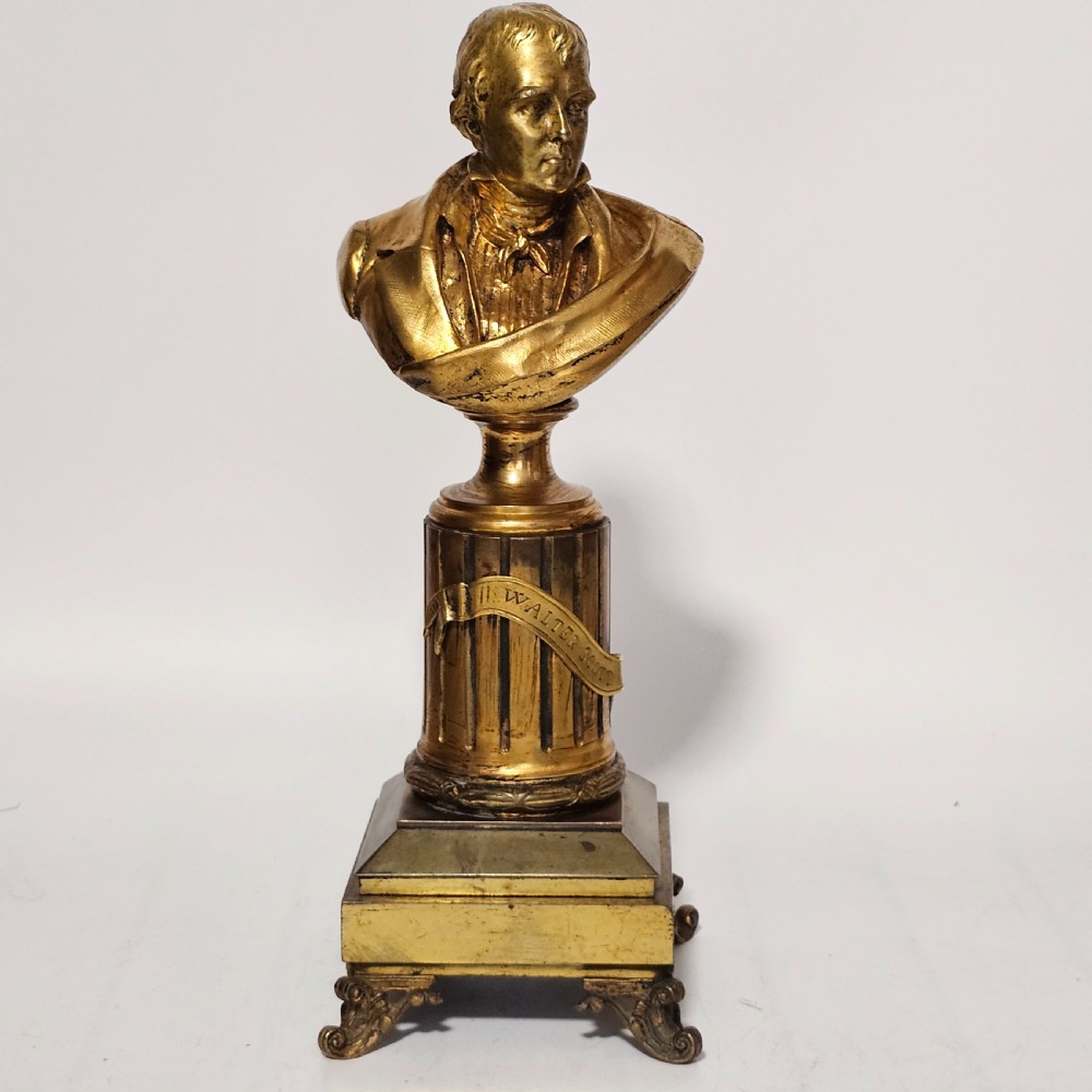 Fine 19thc 34cm Gilt Bronze Bust of Sir Walter Scott on Fluted Bronze Column  View XVIII