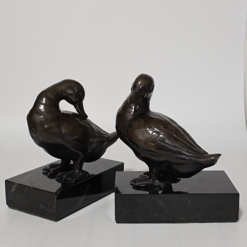 Fine Quality Large Pair of Late 19thc/Early 20thc Continental Bronze Ducks on Marble Plinths 21cm High View VI