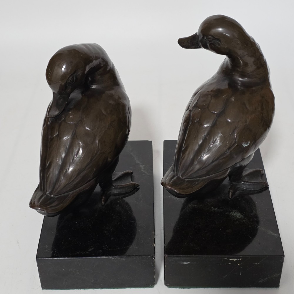 Fine Quality Large Pair of Late 19thc/Early 20thc Continental Bronze Ducks on Marble Plinths 21cm High View IX