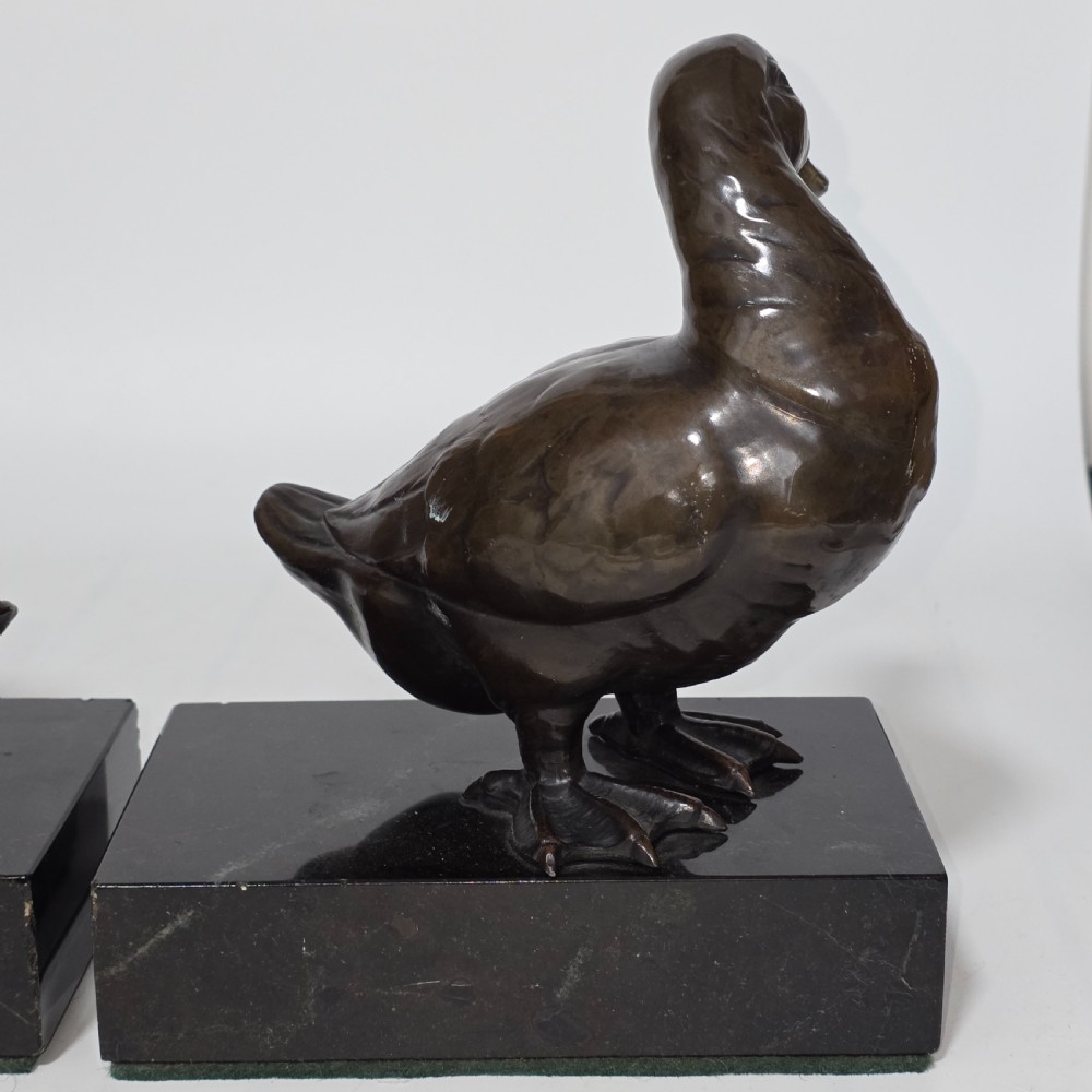 Fine Quality Large Pair of Late 19thc/Early 20thc Continental Bronze Ducks on Marble Plinths 21cm High View XI
