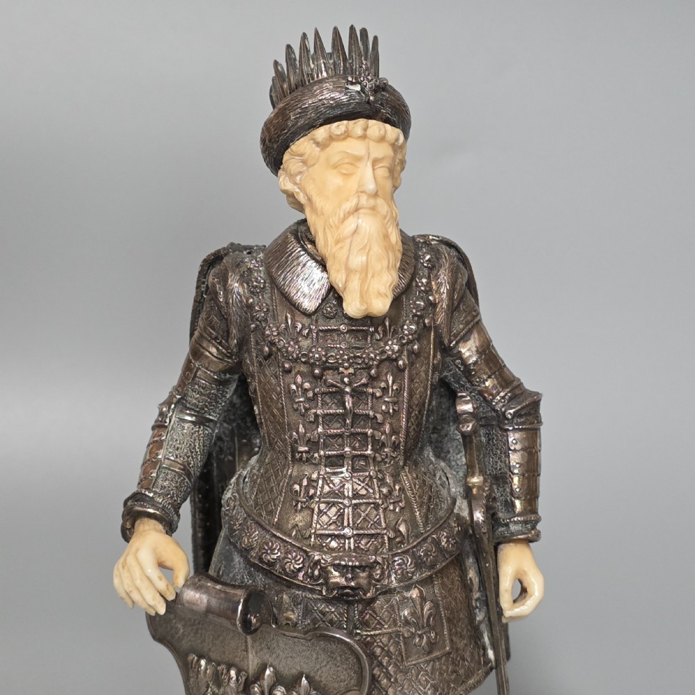 Fine and Highly Decorative German Silver Figure of a French King – Hanau, c.1927 View IV