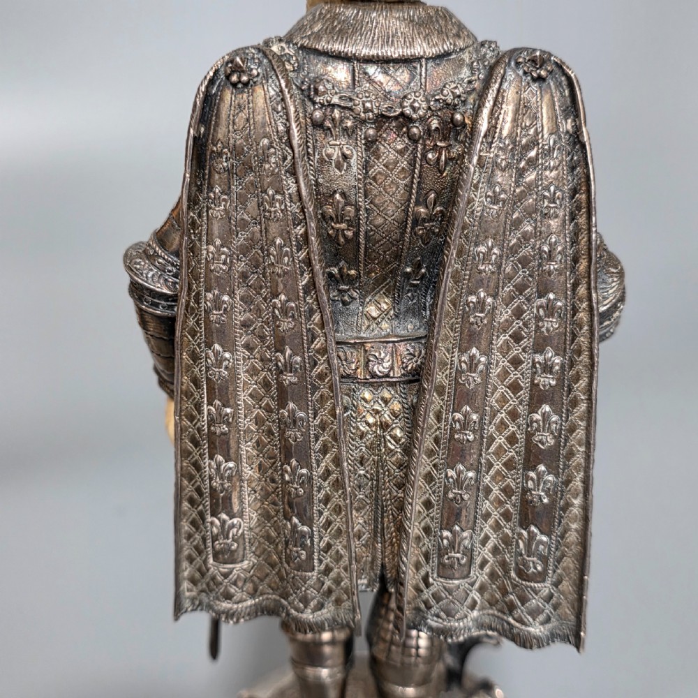 Fine and Highly Decorative German Silver Figure of a French King – Hanau, c.1927 View XVI