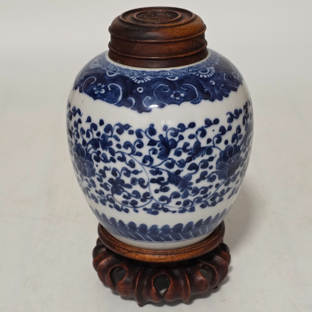 Fine 18thc/19thc Chinese Ginger Jar with Carved Wooden Lid & Base