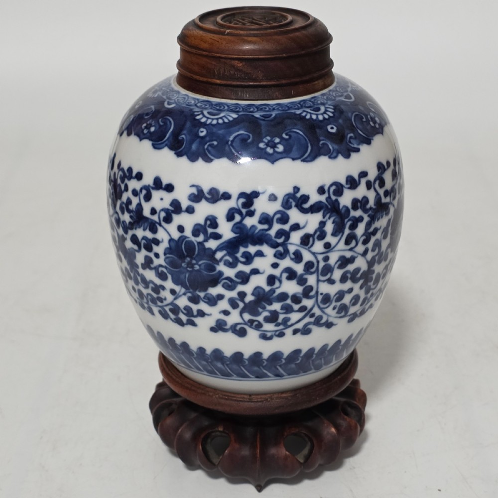 Fine 18thc/19thc Chinese Ginger Jar with Carved Wooden Lid & Base View VIII