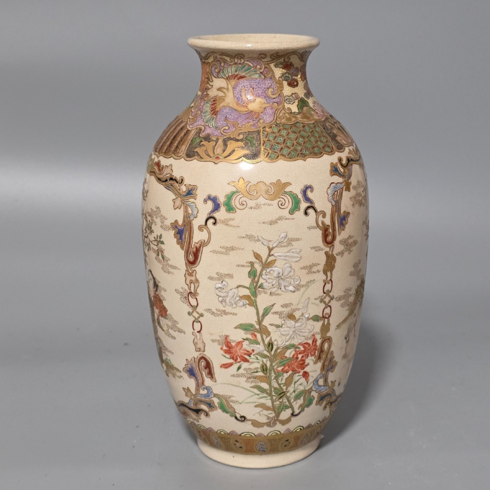 Fine Quality Large Satsuma Vase c1900 View II