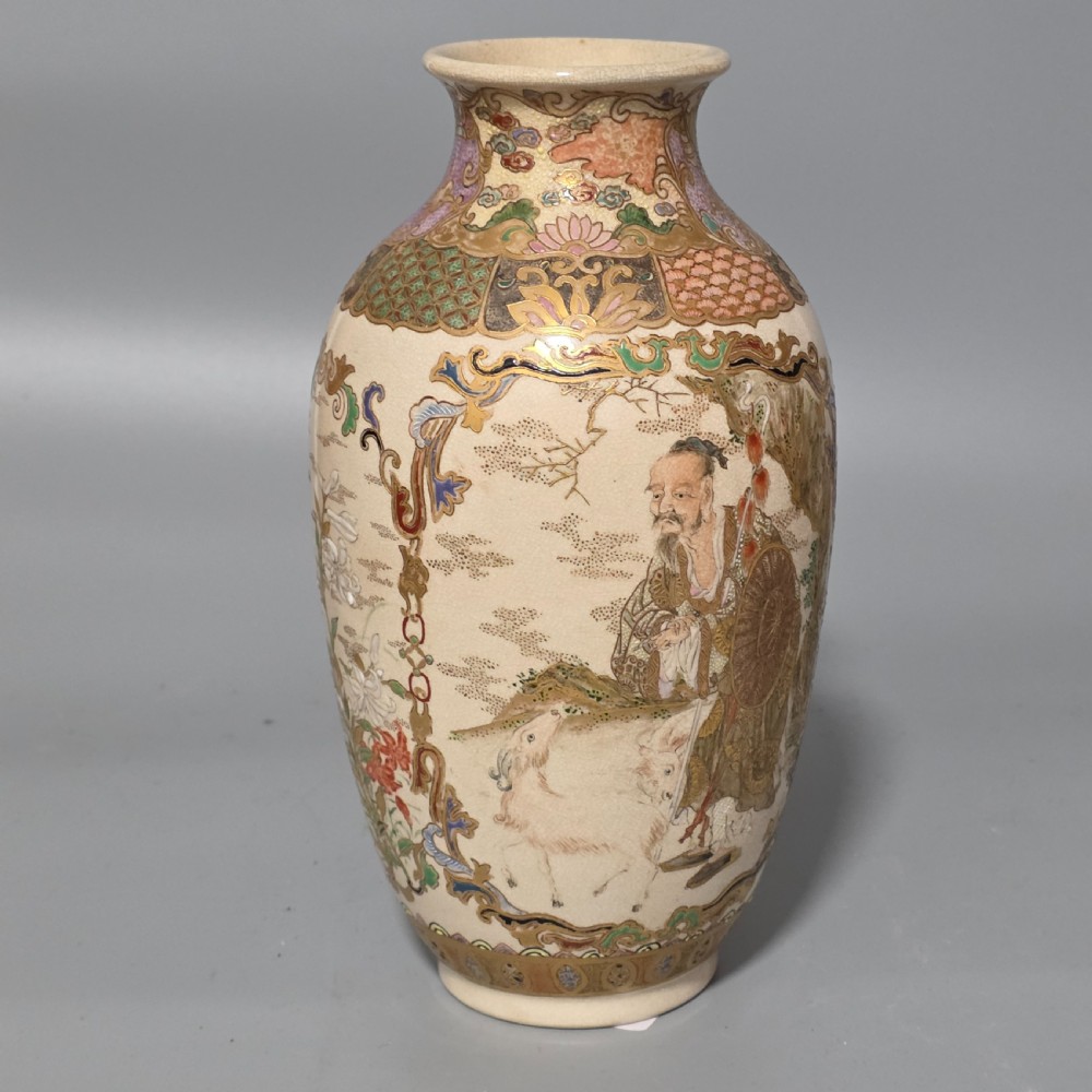 Fine Quality Large Satsuma Vase c1900 View III