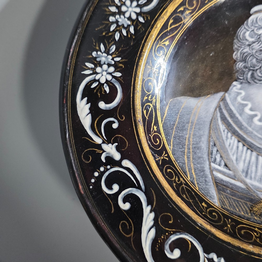 Fine 19th Century Limoges Grisailles Enamel Tazza with Portrait – French, Circa 1880 View XI