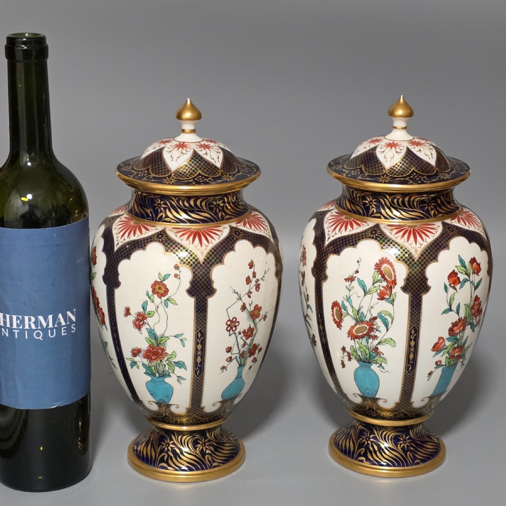 Impressive Rare Large Pair Flight Barr Worcester Vases c1894 View II