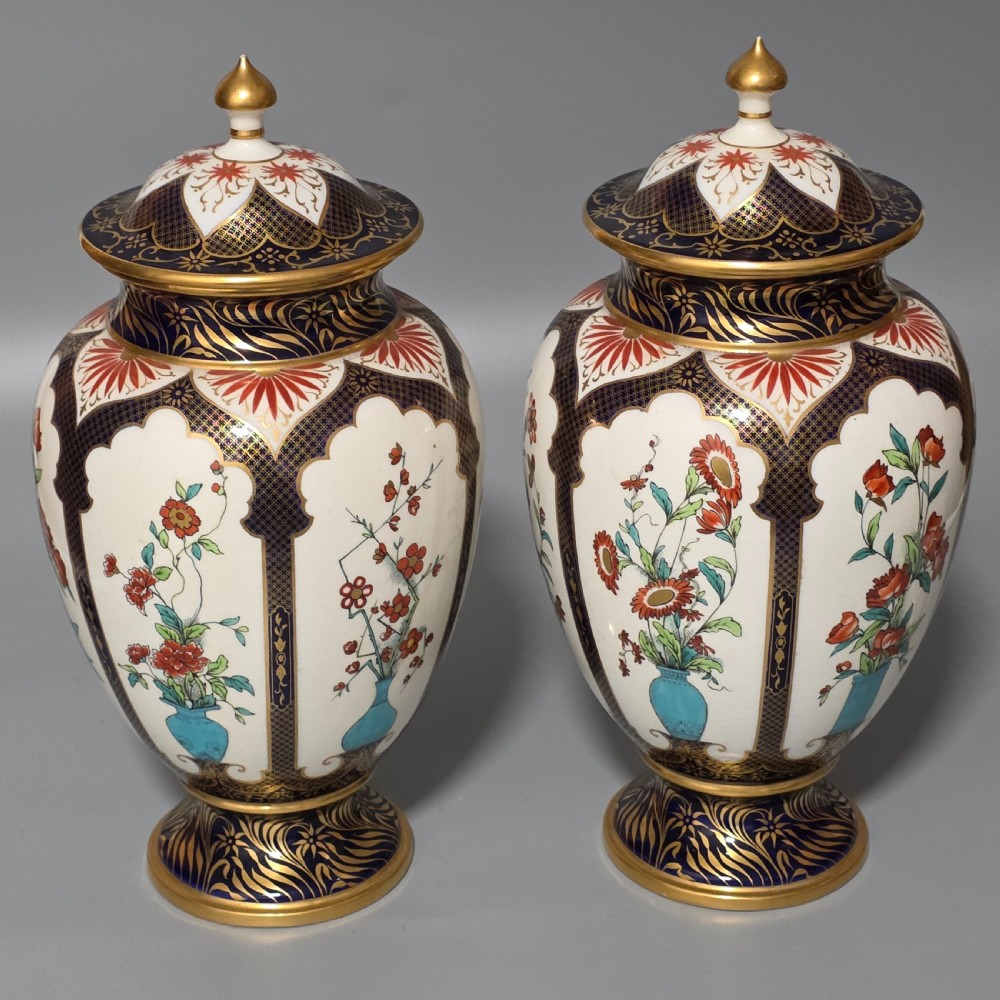 Impressive Rare Large Pair Flight Barr Worcester Vases c1894 View V