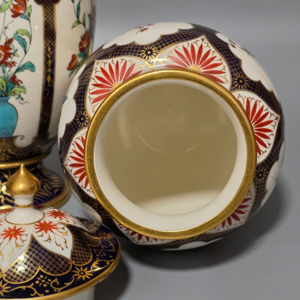 Impressive Rare Large Pair Flight Barr Worcester Vases c1894 View XVII