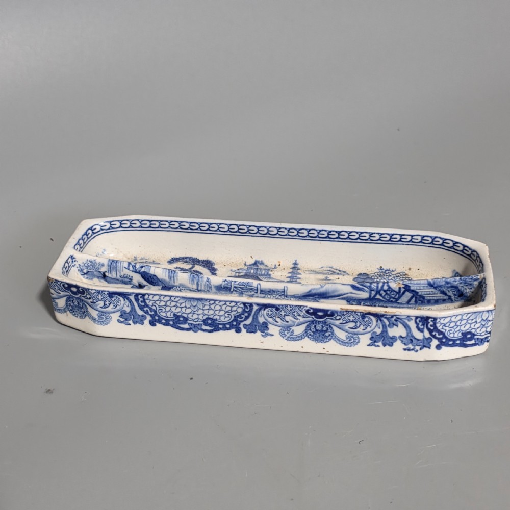 Rare Wedgwood Blue & White Quill Holder Dish c1800 View V