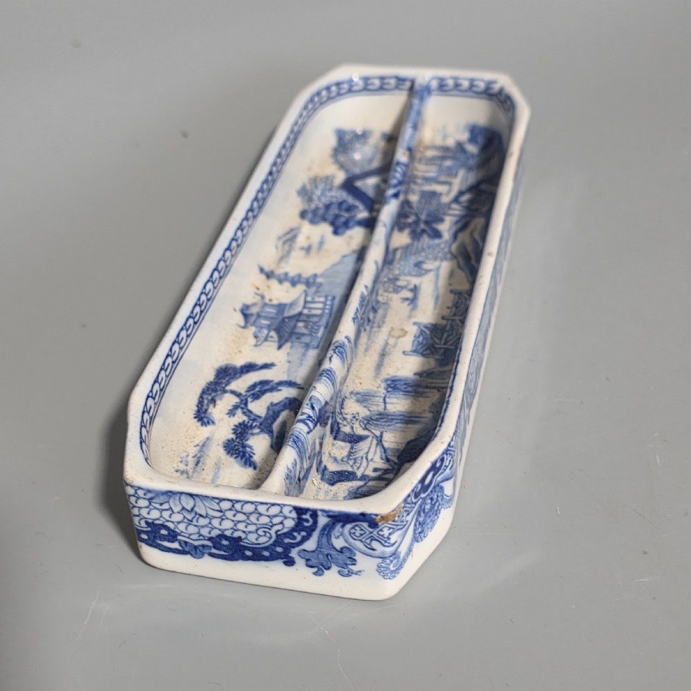 Rare Wedgwood Blue & White Quill Holder Dish c1800 View VI