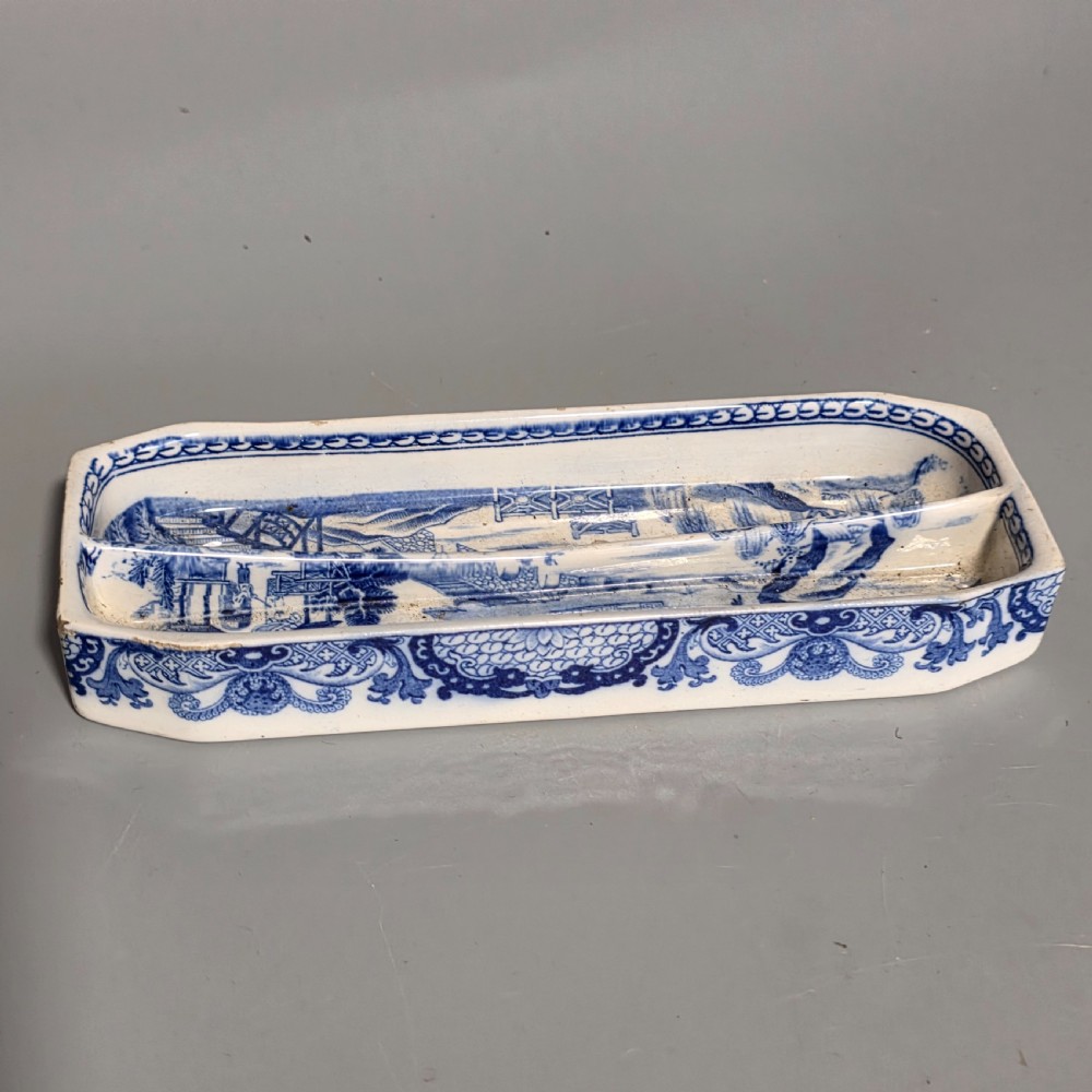 Rare Wedgwood Blue & White Quill Holder Dish c1800 View VIII