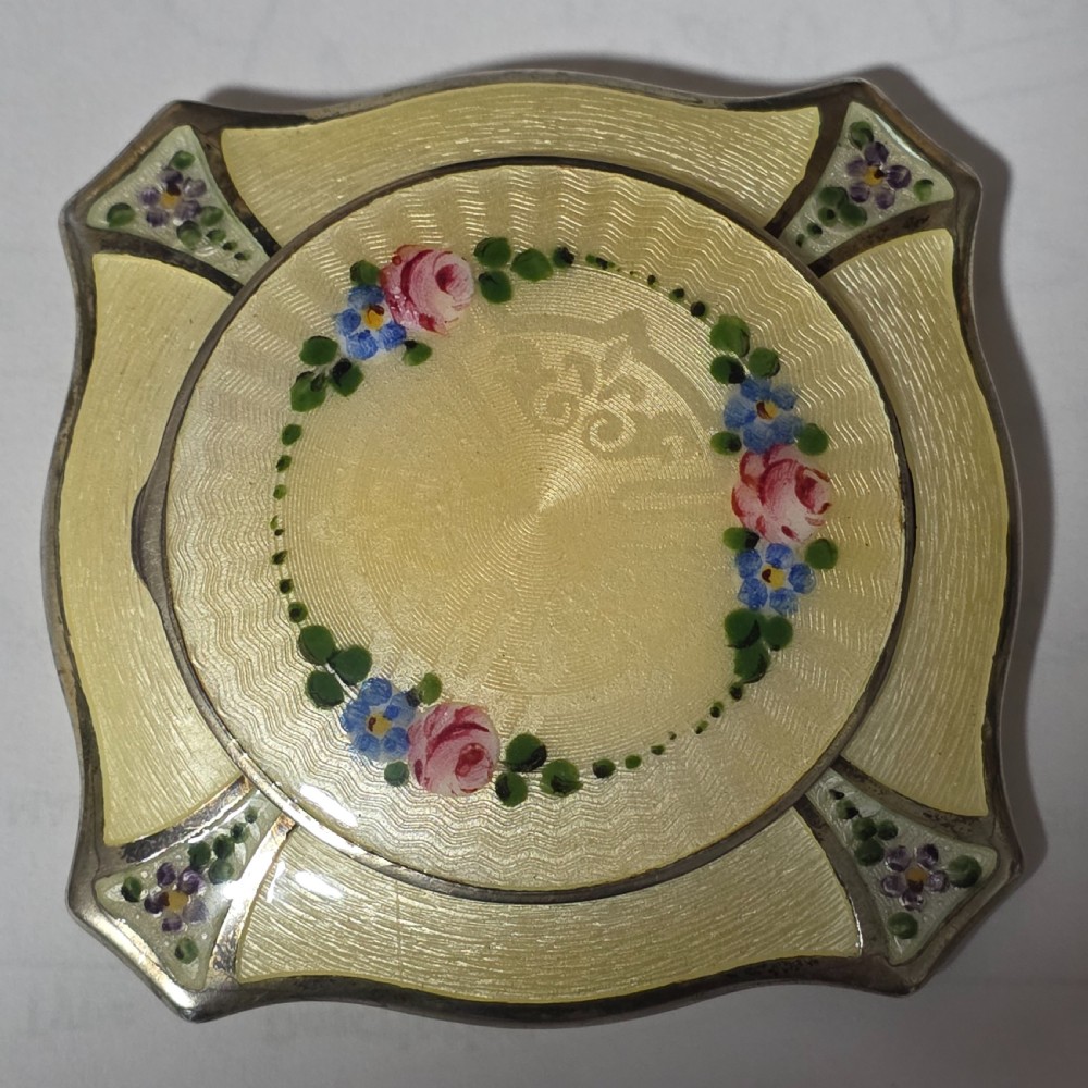 Vintage 1930s Yellow Guilloche enamel and white metal Compact, View V
