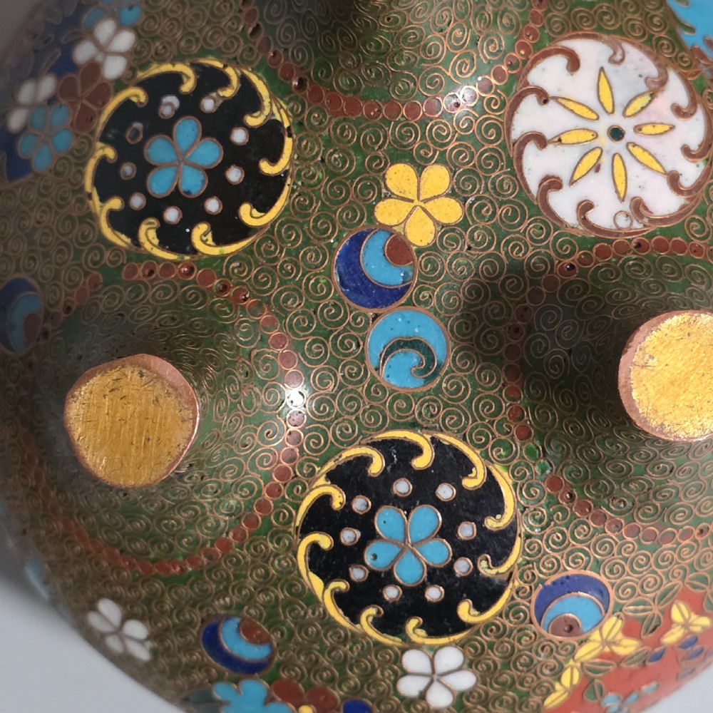 Japanese Cloisonne Censor Incense Burner. Pierced Lid. Meiji. View XIV