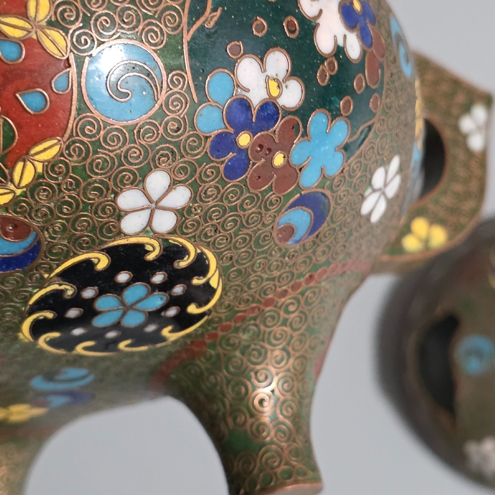 Japanese Cloisonne Censor Incense Burner. Pierced Lid. Meiji. View XVI