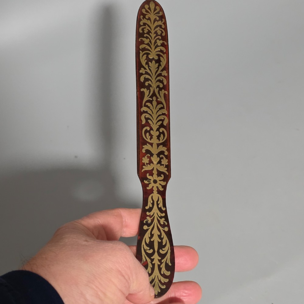 Rare and Exquisite 19th-Century Boulle Brass-Inlaid Tortoiseshell Page Turner View XII