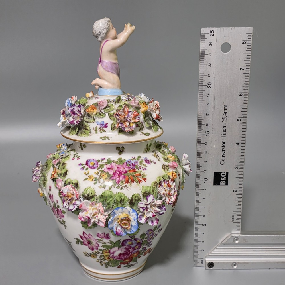 Meissen-Style Covered Urn Flower Vase, Late 19th Century View XIV