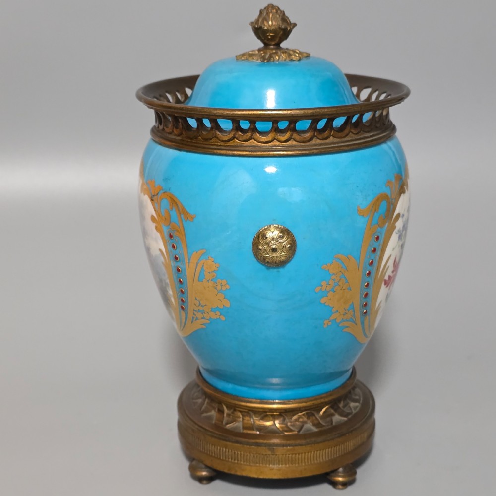 Exquisite 19thc Gilt Bronze Mounted Painted Sevres Vase 21,5cm View IV
