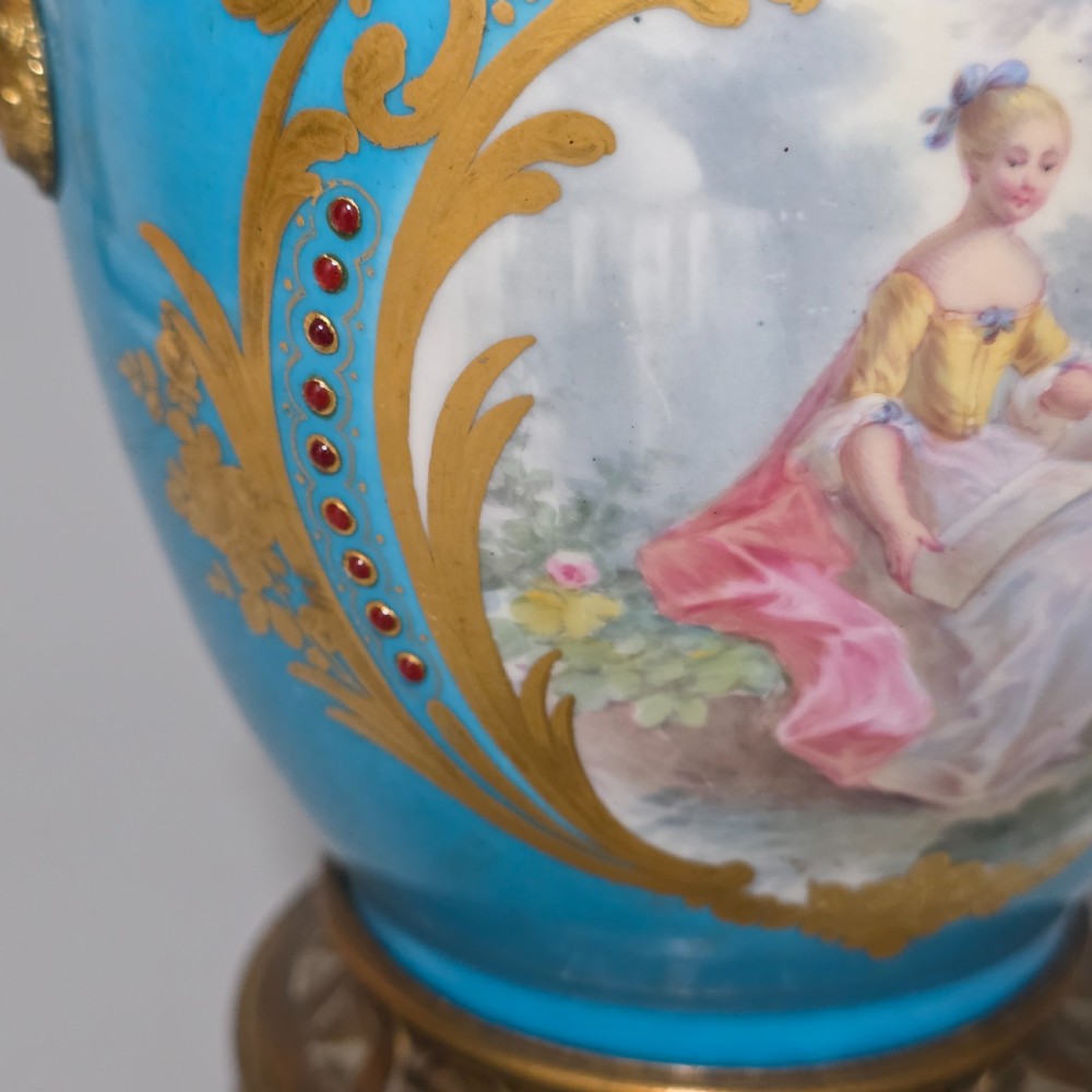 Exquisite 19thc Gilt Bronze Mounted Painted Sevres Vase 21,5cm View VIII
