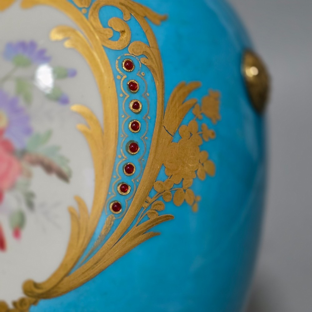 Exquisite 19thc Gilt Bronze Mounted Painted Sevres Vase 21,5cm View XVIII