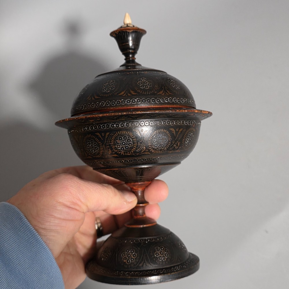 Delightful 19thc Decorated Eastern Lacquered Bowl & Cover View IV