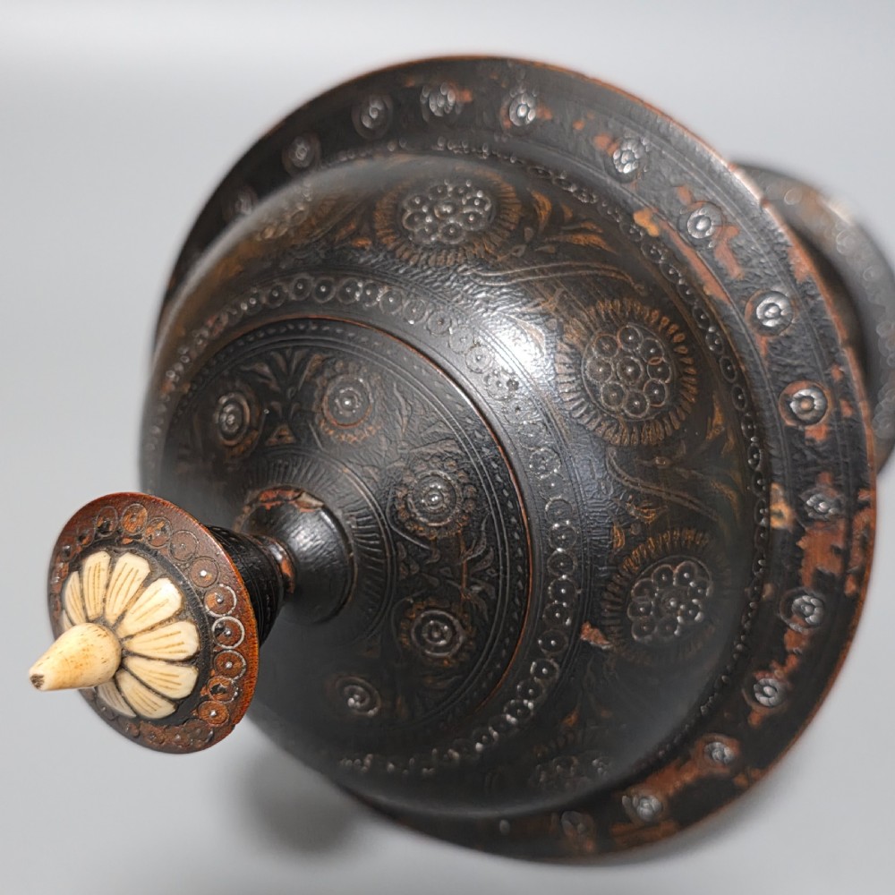 Delightful 19thc Decorated Eastern Lacquered Bowl & Cover View VII