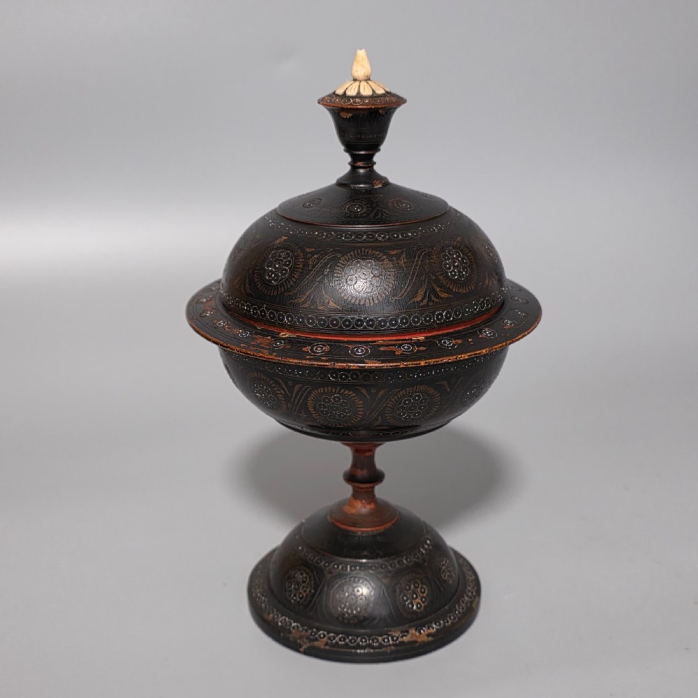 Delightful 19thc Decorated Eastern Lacquered Bowl & Cover View XVII