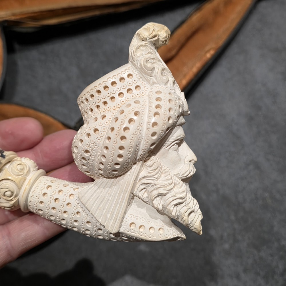 Exceptional 40.5cm Long Vintage Meerschaum Pipe of a Turk View V