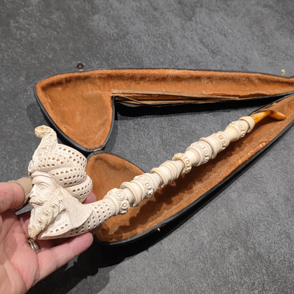 Exceptional 40.5cm Long Vintage Meerschaum Pipe of a Turk View XX