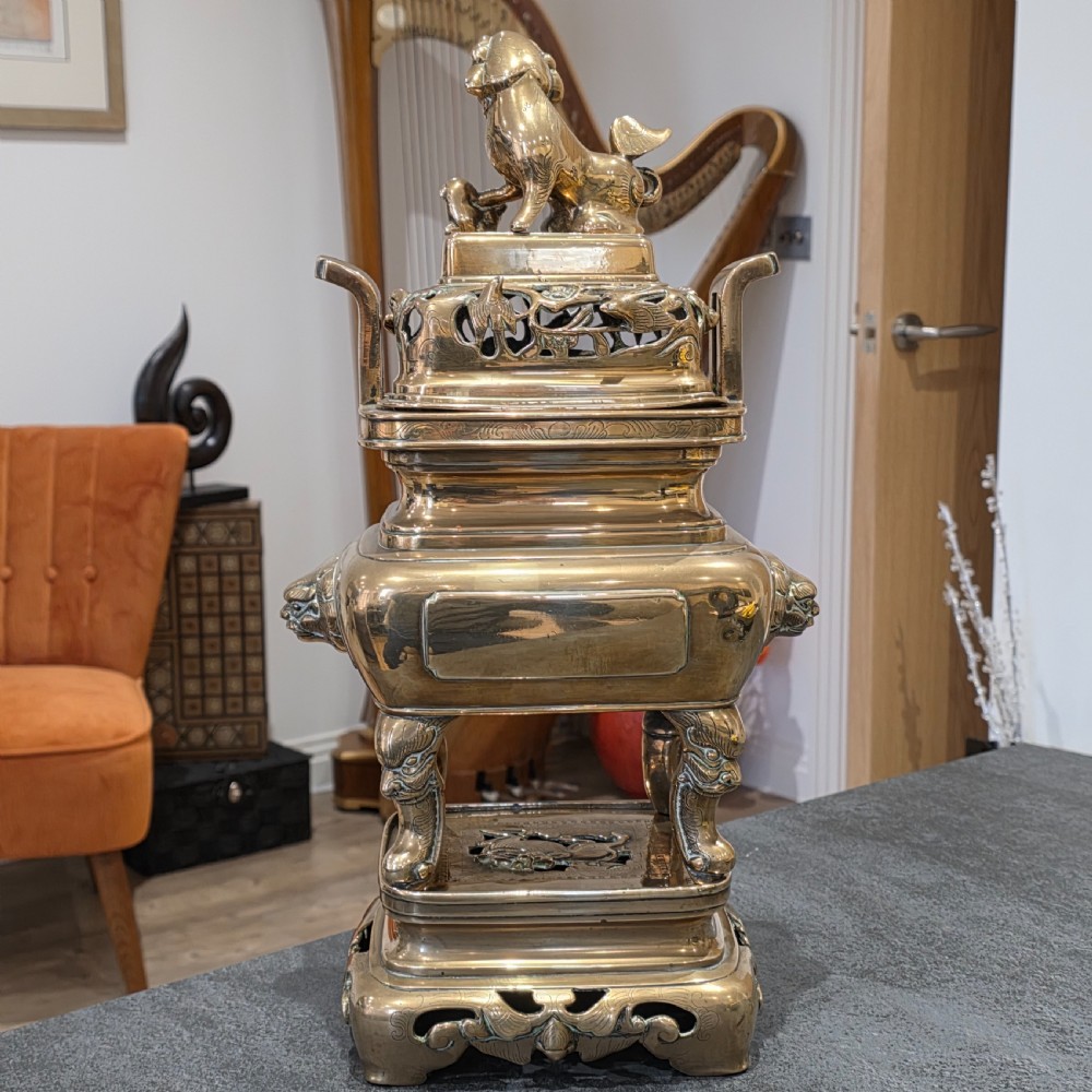 Stunning large mid/late19th century Chinese bronze/brass censer on stand View V