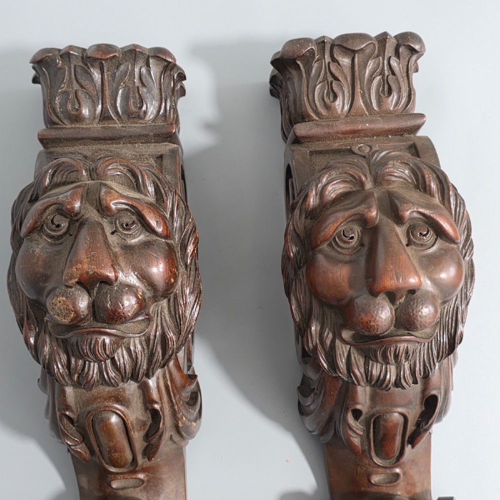 Pair of Antique Carved Wooden Lion Brackets / Shelf Supports – Large Architectural Corbels – Circa 1900 45cm
 View III