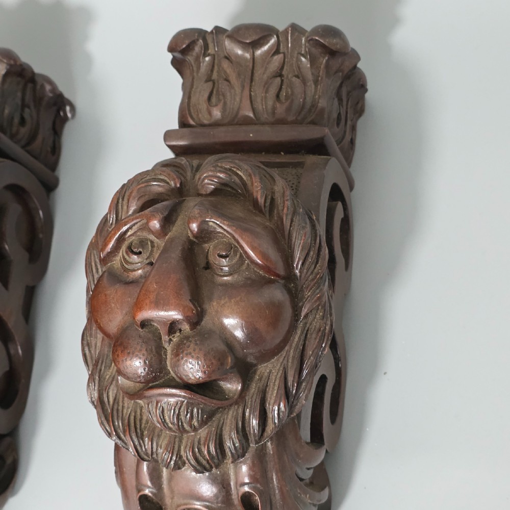 Pair of Antique Carved Wooden Lion Brackets / Shelf Supports – Large Architectural Corbels – Circa 1900 45cm
 View VII