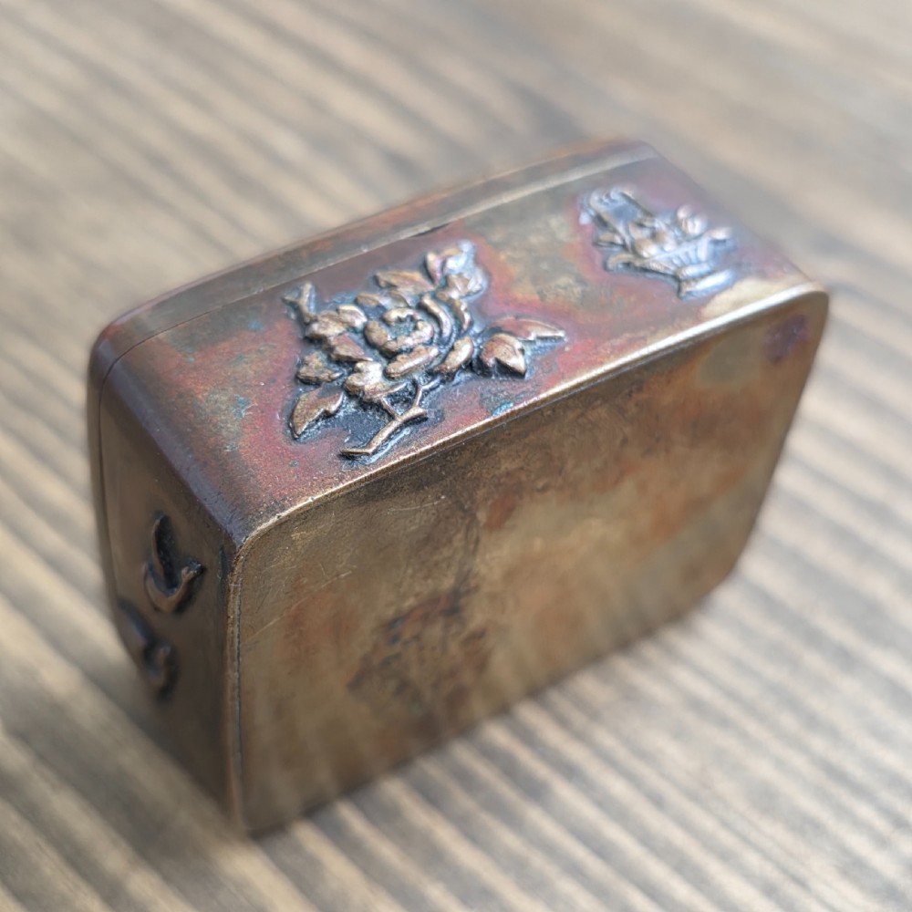 Antique Japanese Bronze/Brass Snuff Box Mid 19thc View III