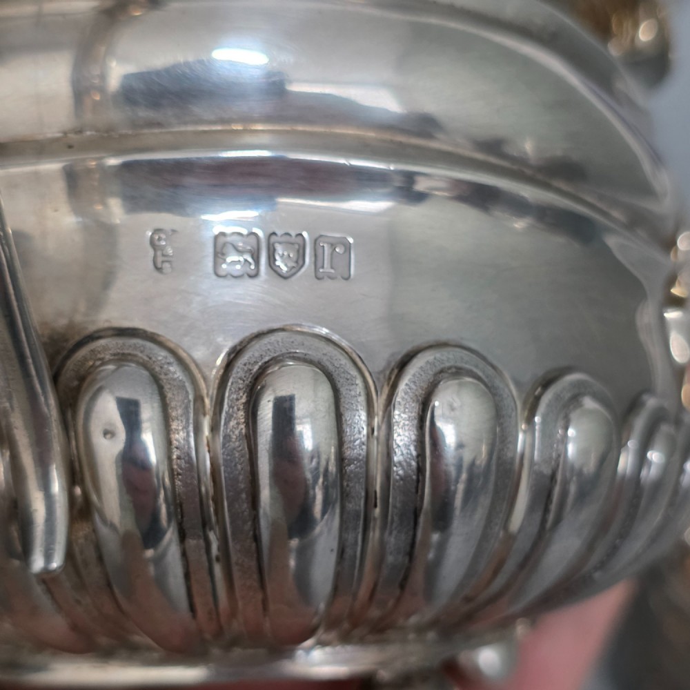 Antique Solid Silver Three-Piece Tea Set – London 1918 – Charles Stuart Harris – 1325g View IV