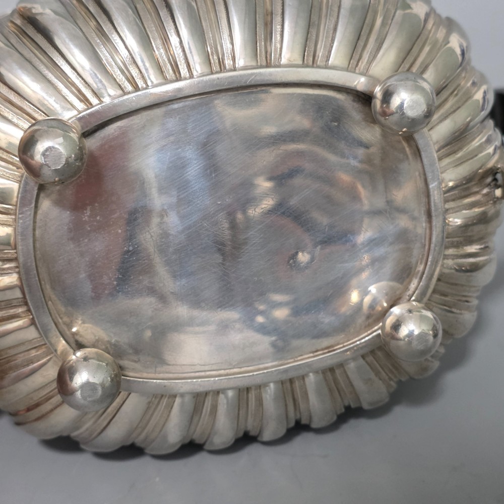 Antique Solid Silver Three-Piece Tea Set – London 1918 – Charles Stuart Harris – 1325g View IX