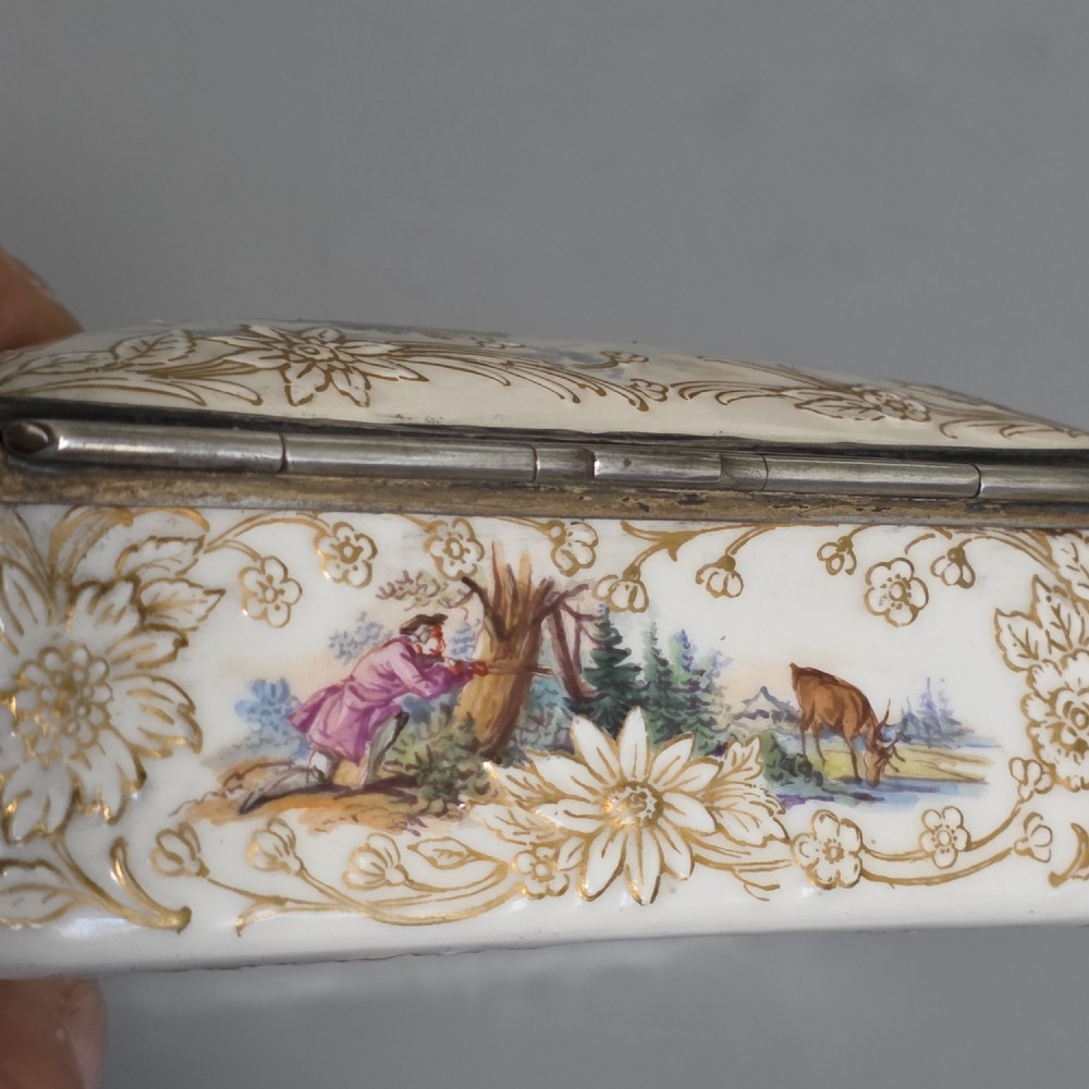 Large KPM 19thc Silver Mounted Painted Table Snuffbox c1880 View VIII