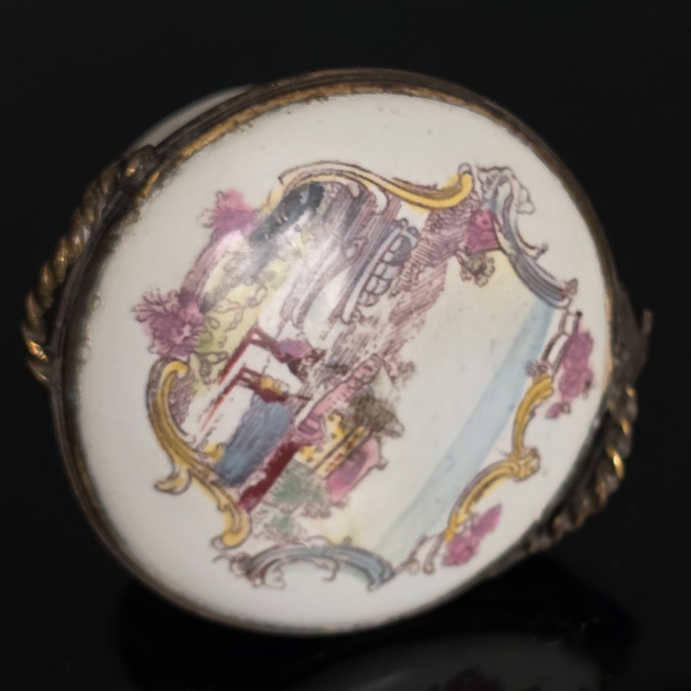 Exquisite South Staffordshire enamel snuff box, circa 1765 - Superb Condition View IV