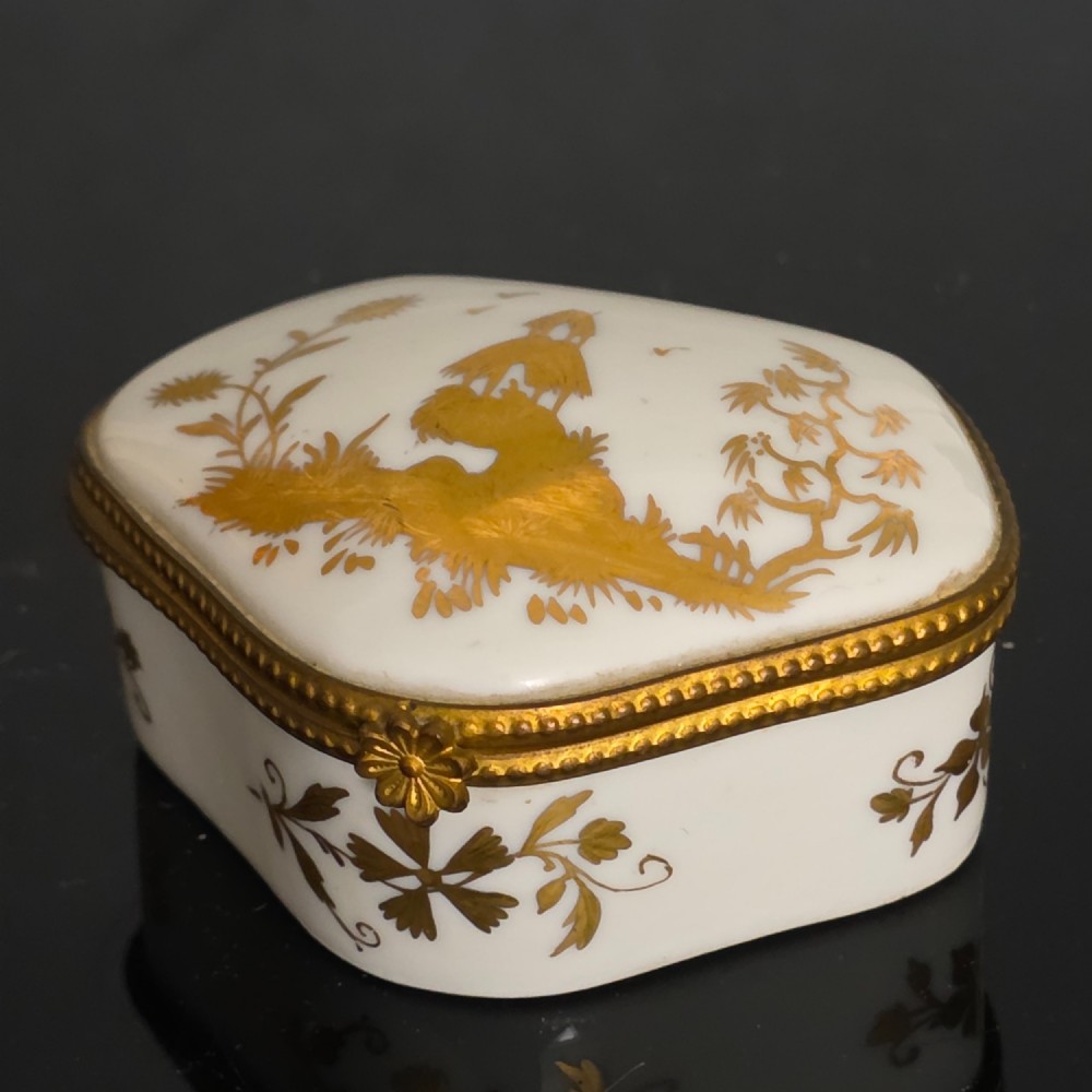 Antique Limoges Gilded Patch/Trinket Box c1900