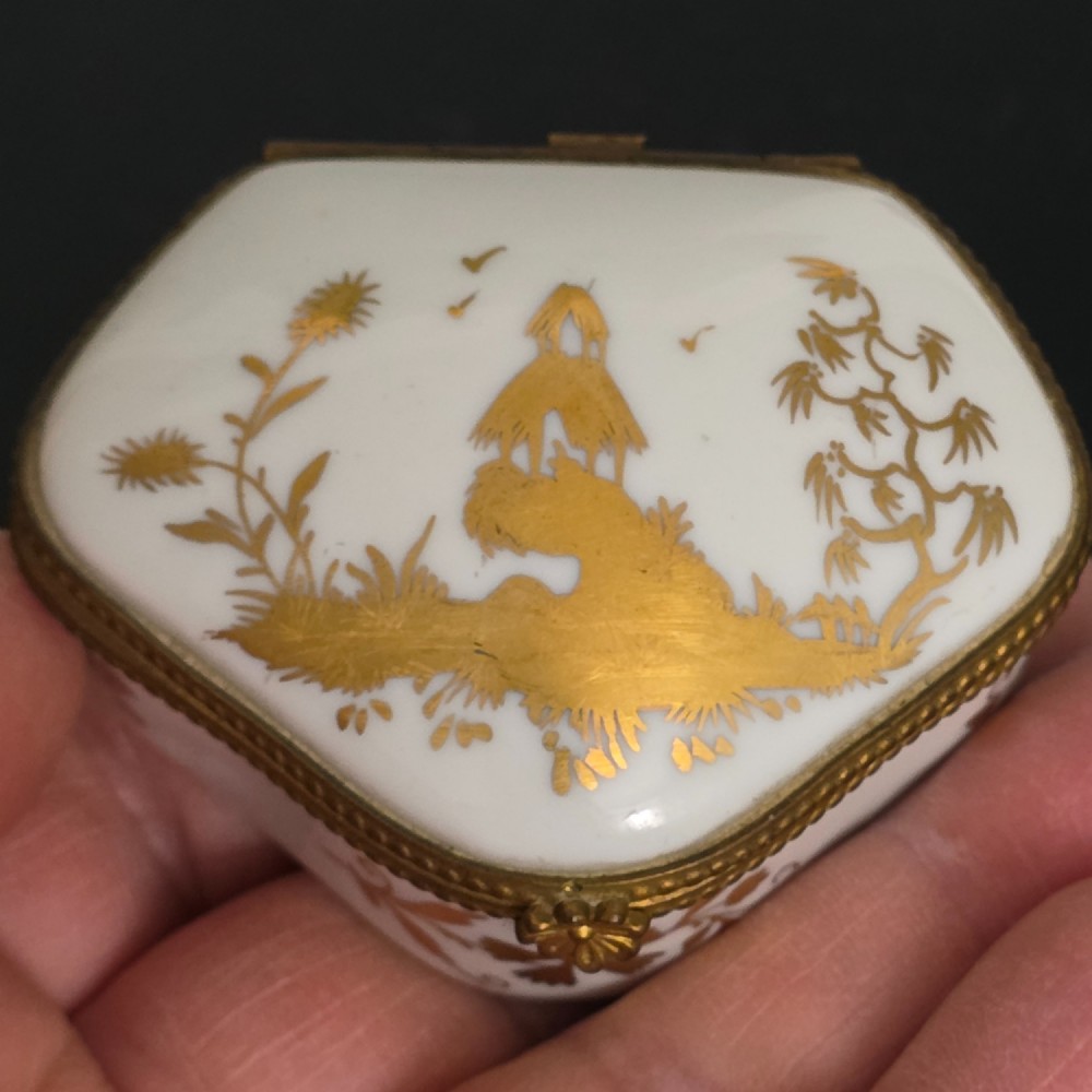 Antique Limoges Gilded Patch/Trinket Box c1900 View X