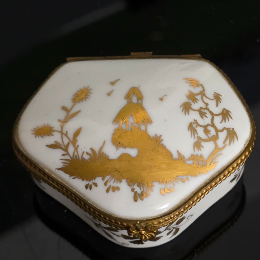 Antique Limoges Gilded Patch/Trinket Box c1900 View XII