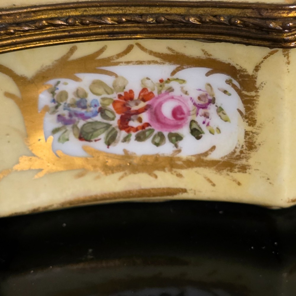 Sevres Style Yellow Ground Porcelain Box – Love Birds & Floral Decoration – c.1890 View XV