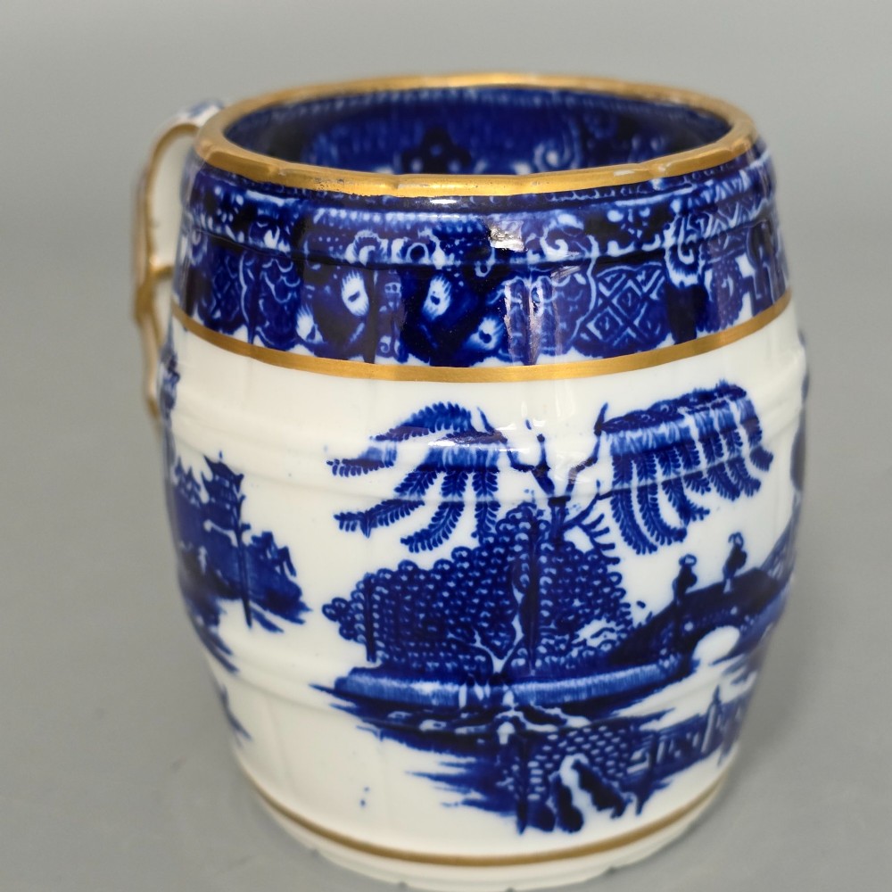 Delightful Grainger Worcester Two Temple Pattern Tankard c1880 View VI