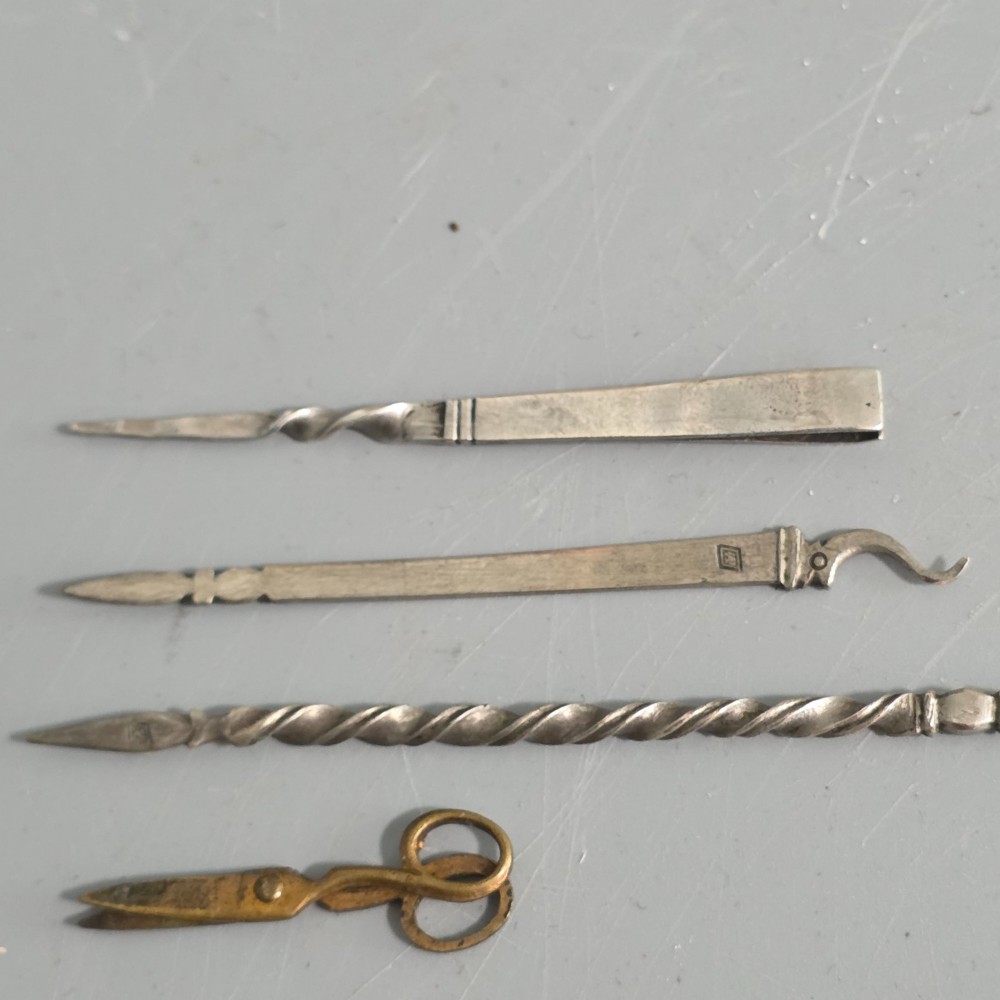 c.1780-1810 Antique Gentleman’s Vest Pocket Necessaire Travel Companion Set – Silver & Leather – Rare (Almost)Complete Example View VIII
