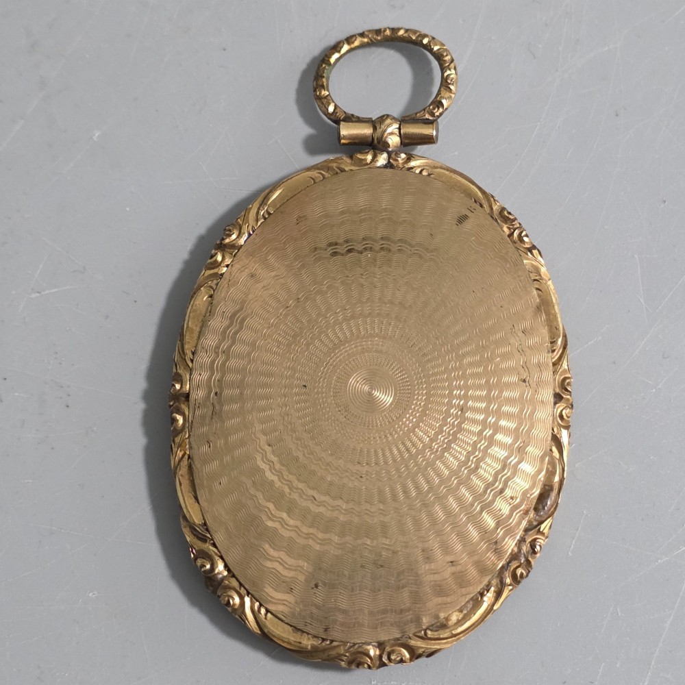 Fine Early 19thc Painted Portrait Miniature of  Gentleman in Gilt Metal Frame View IV